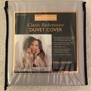 Full/Queen Duvet Cover by Sleepy’s